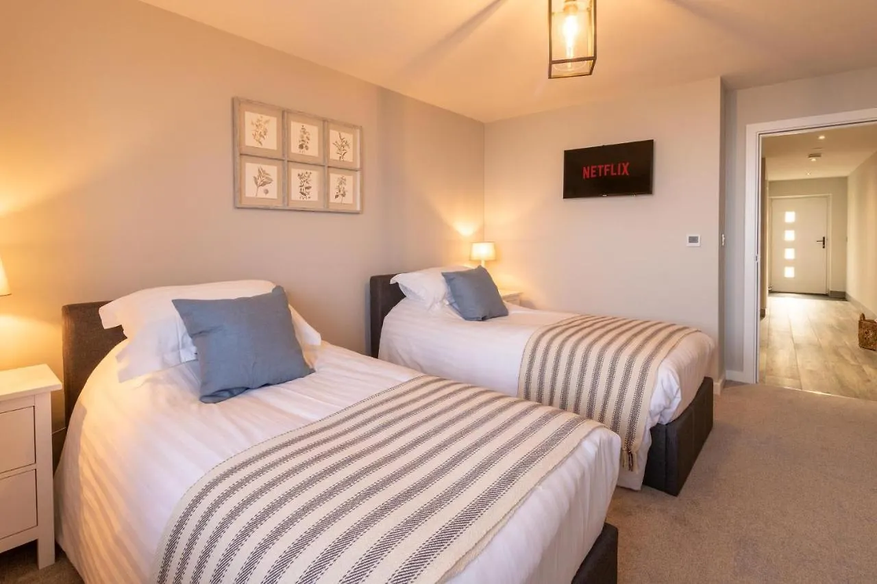 The Sands Sea Front Apartments Scarborough 0*,